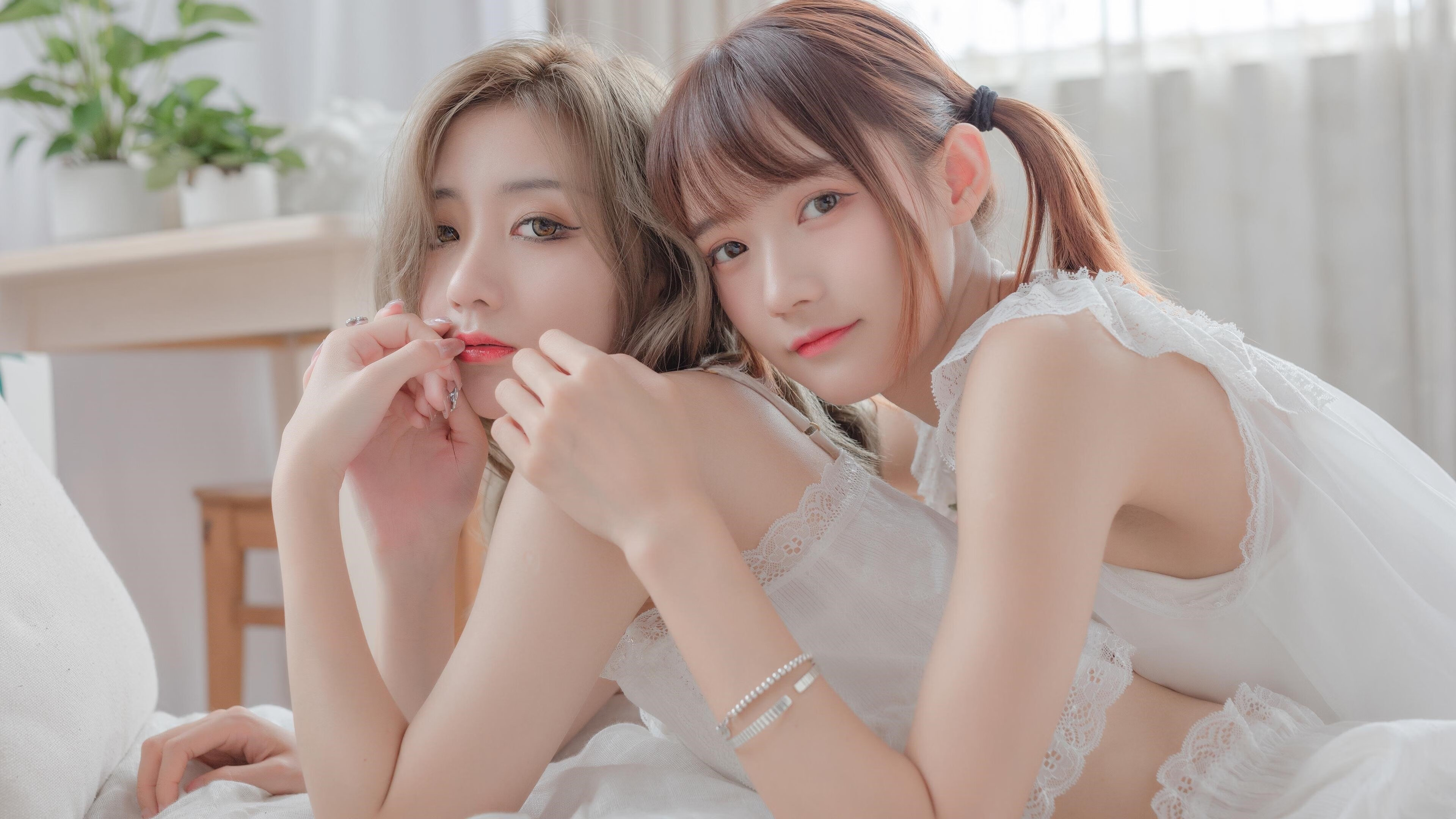 九游jiuyou-特色夜光龙舟赛，灯火辉煌中的水上盛典，2021龙舟比赛视频