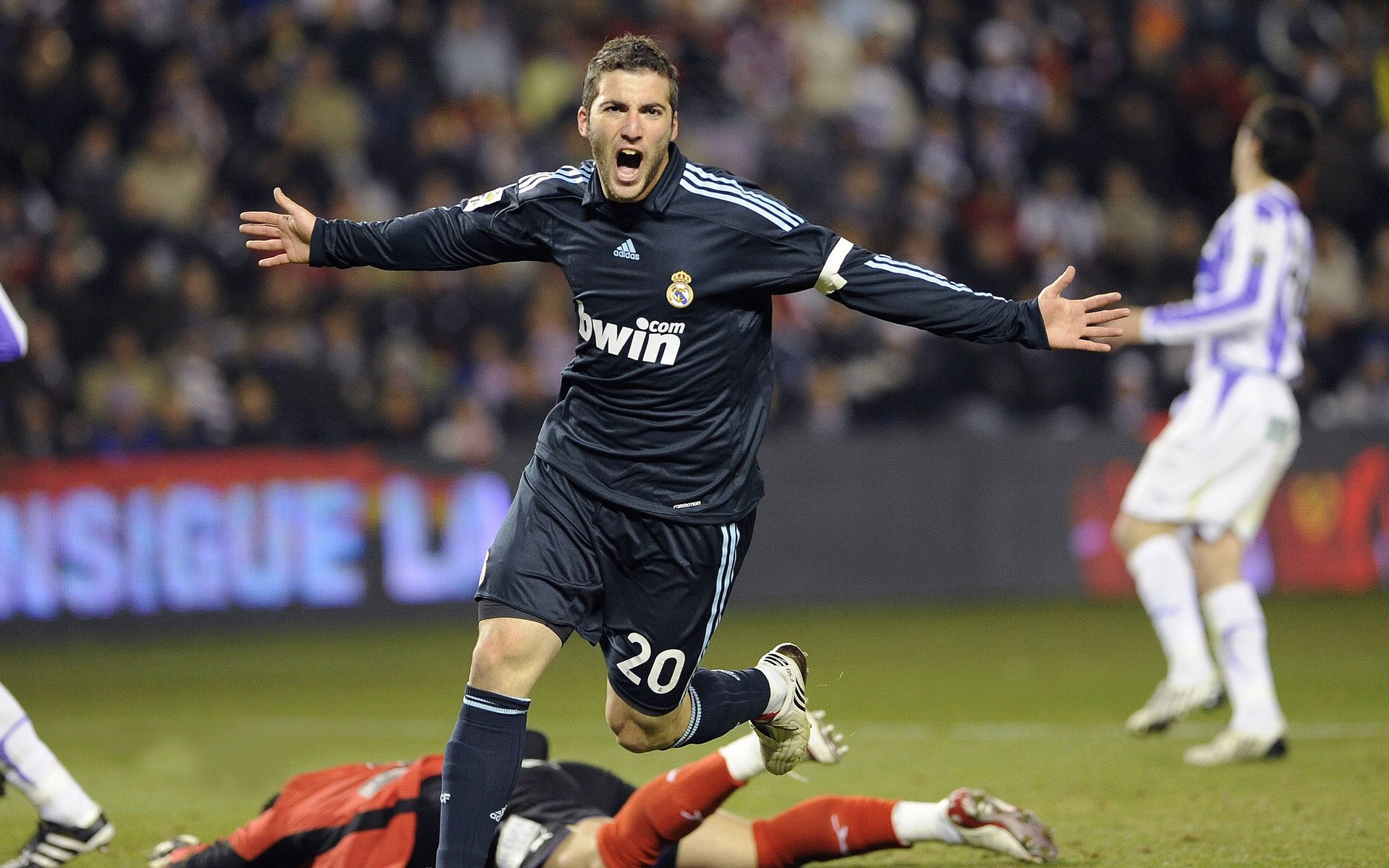 全国青少年武术趣味挑战赛引领传统文化新风尚，青少年武术套路比赛